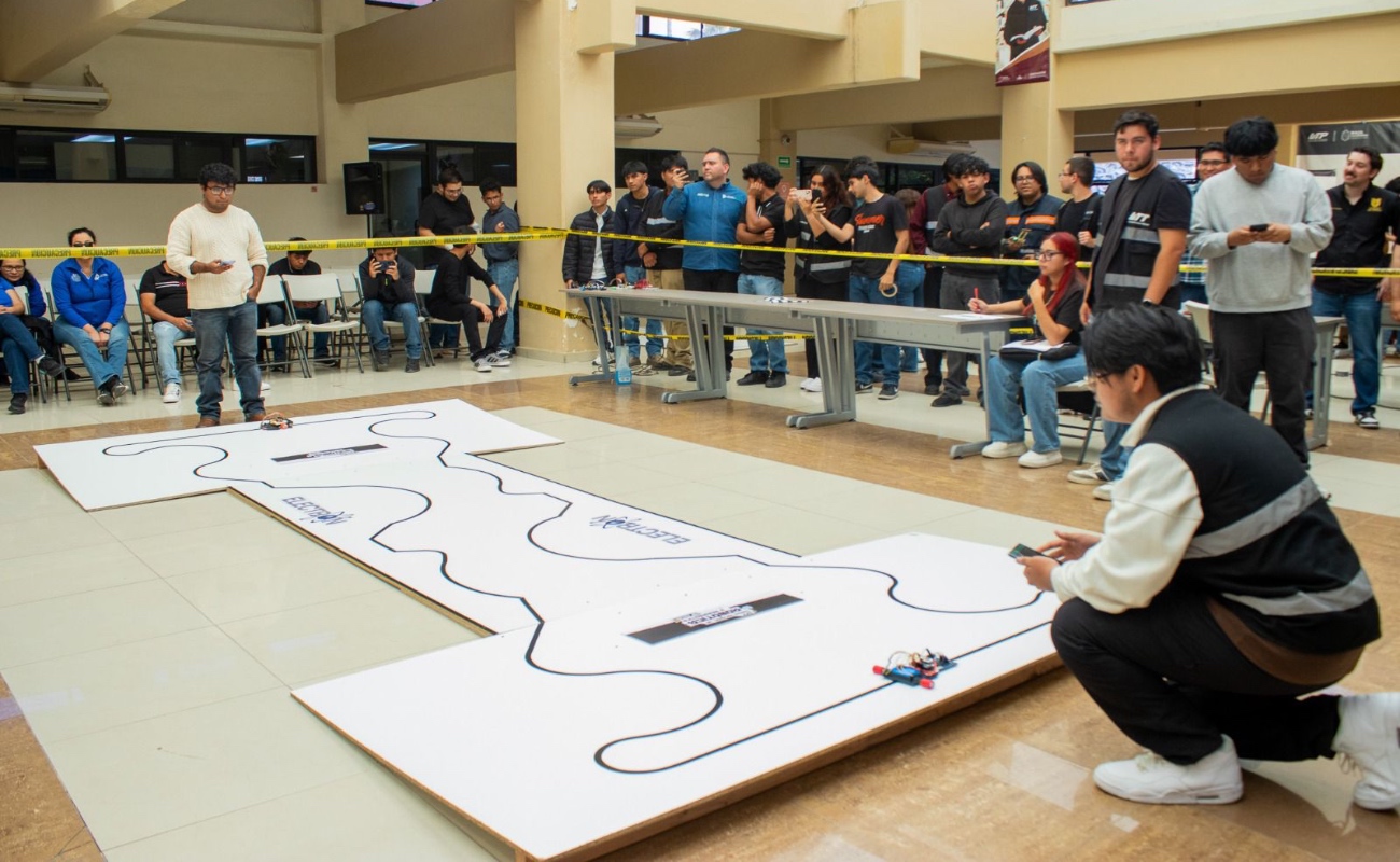 Destaca el talento tecnológico en el Torneo Nacional de Robótica y Aeronáutica en UTT