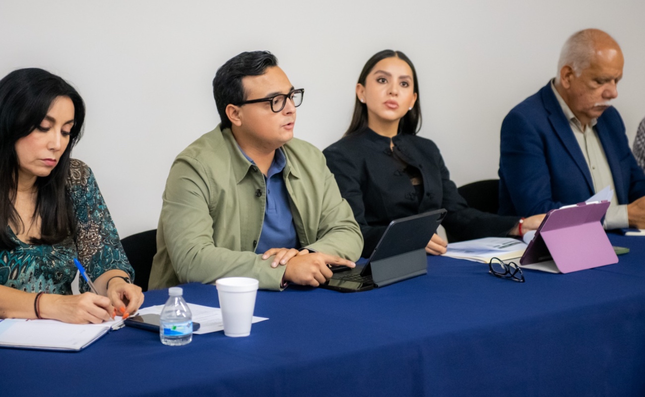 Elvia Martínez Santos presentó capacitación y se acordó seguimiento conjunto.