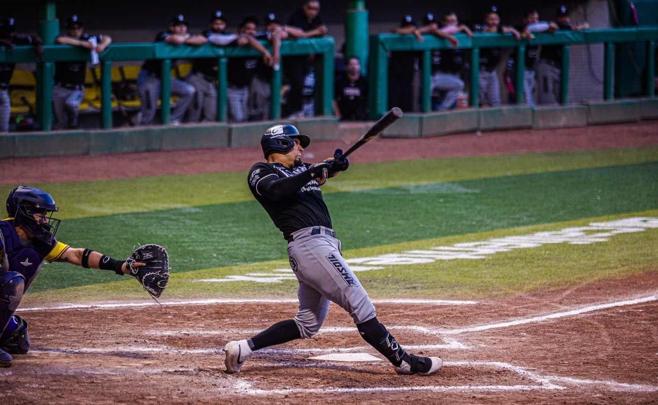 Rally de seis carreras en el treceavo episodio le da el triunfo a Toros por pizarra final de 10-4 para igualar serie ante Dorados.