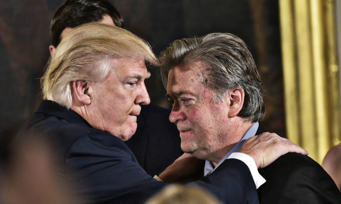 Trump despide a Steve Bannon