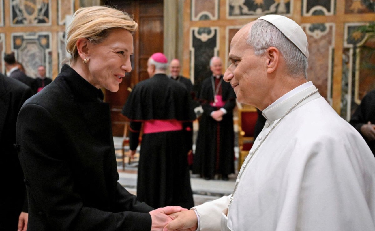 El Papa recibe a estrellas de Hollywood y lamenta la caída en la asistencia al cine