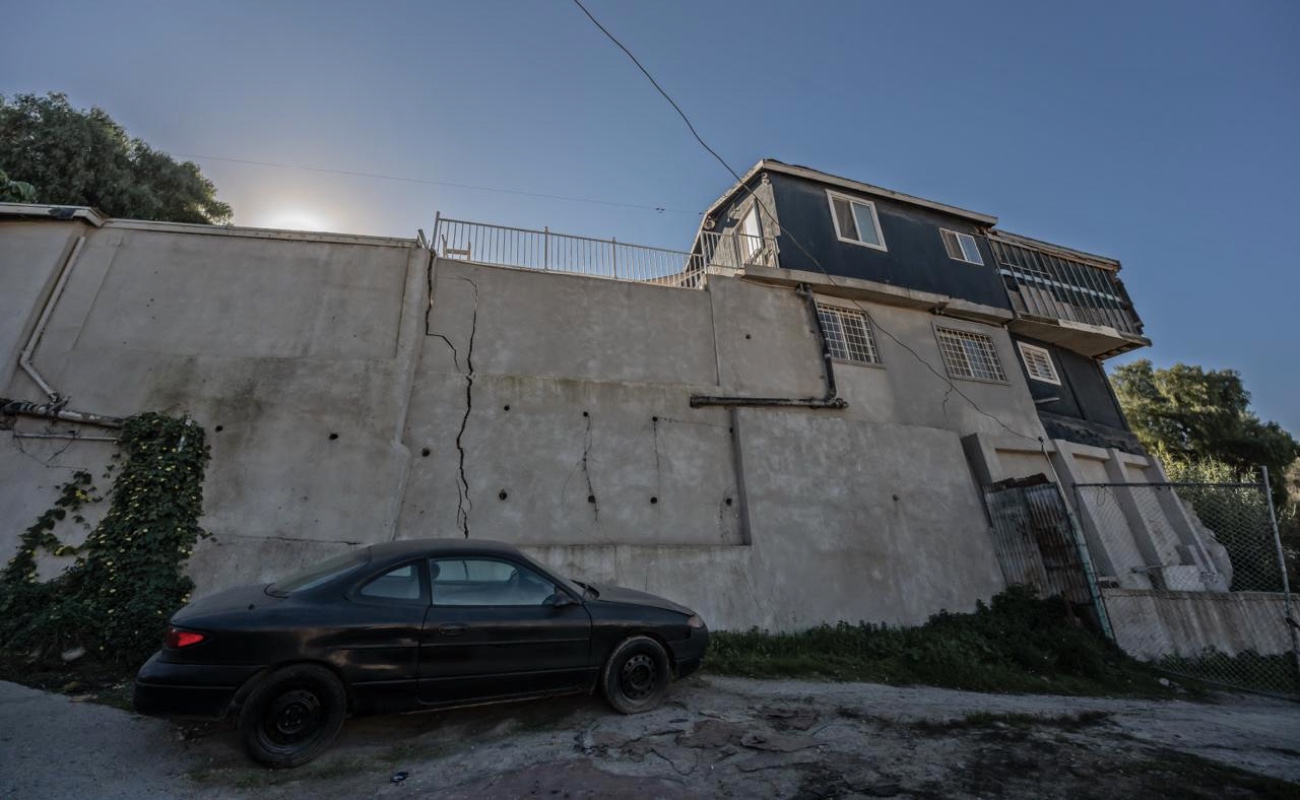 Tres casas presentan daños severos y permanecerán restringidas.