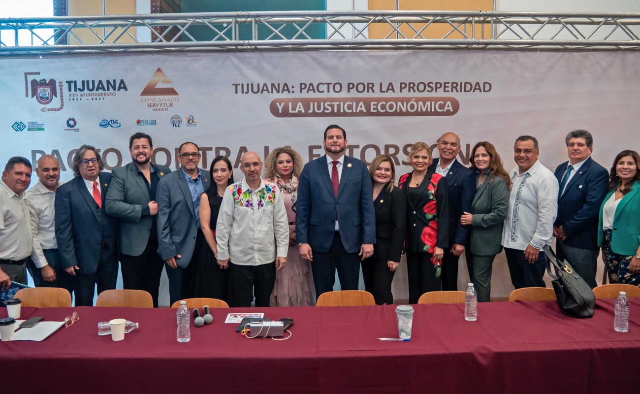 Firman Ismael Burgueño y comerciantes pacto contra la extorsión