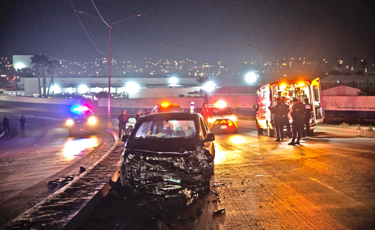 Muere mujer tras ser impactada por conductor que huía de la policía