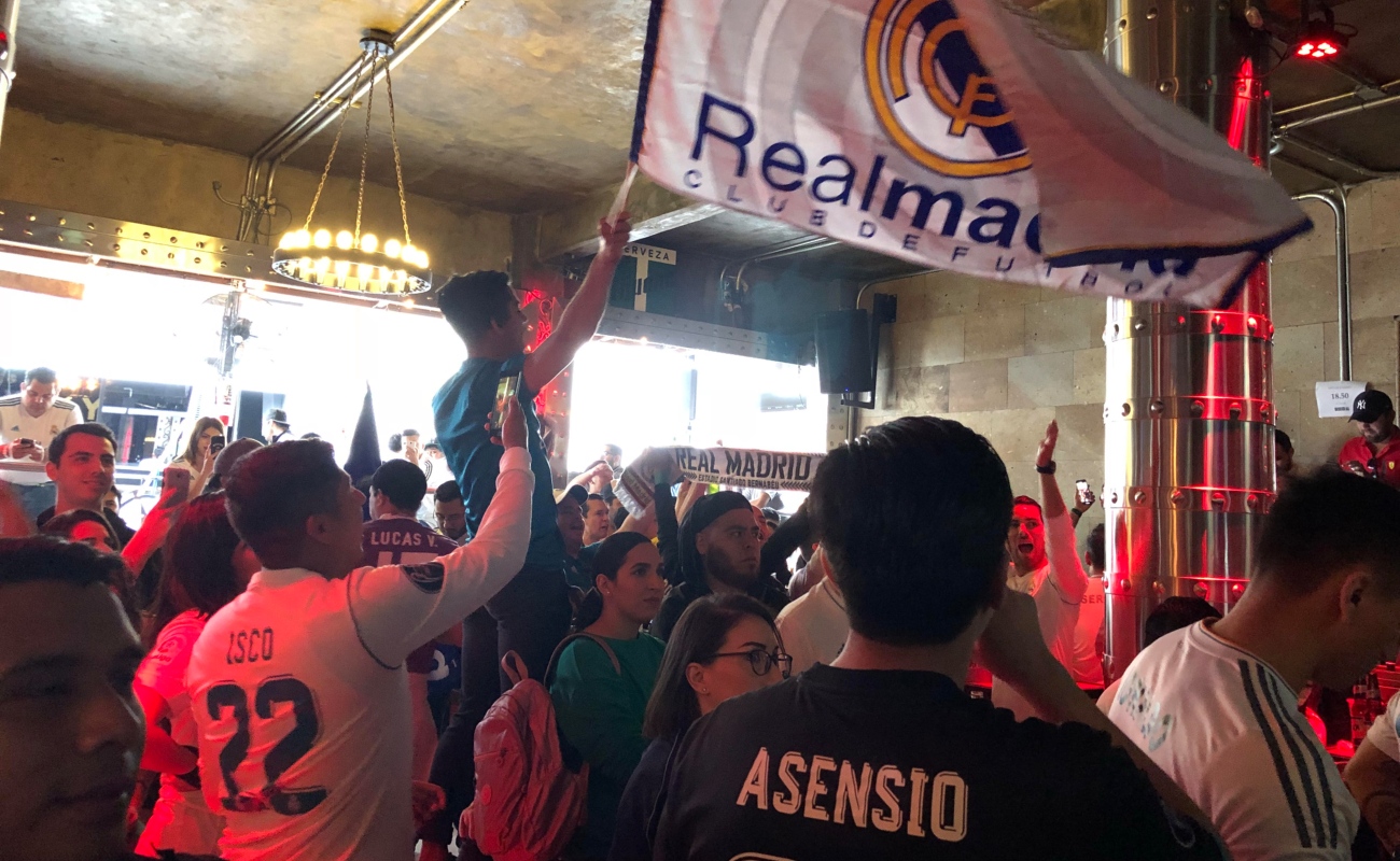 En Tijuana los seguidores Del Real Madrid festejaron el triunfo del equipo merengue.