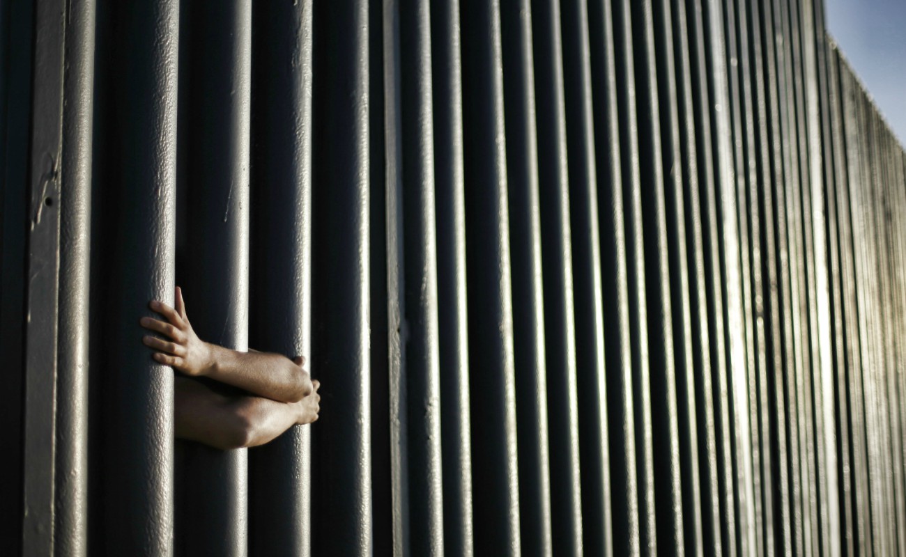 Inicia construcción del prototipo del Muro de Trump en San Diego