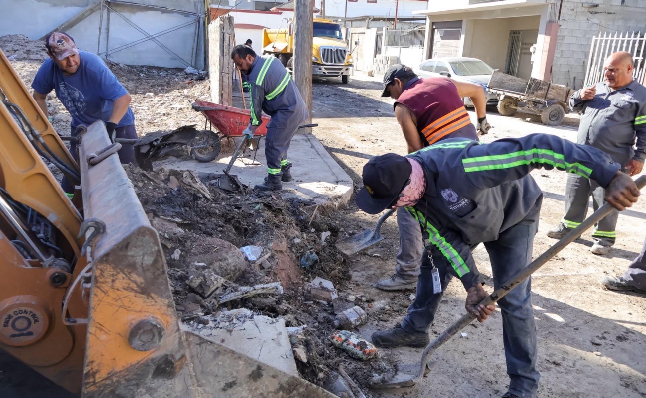 Trabajan en la limpieza, mantenimiento y desazolve en las delegaciones de Tijuana.