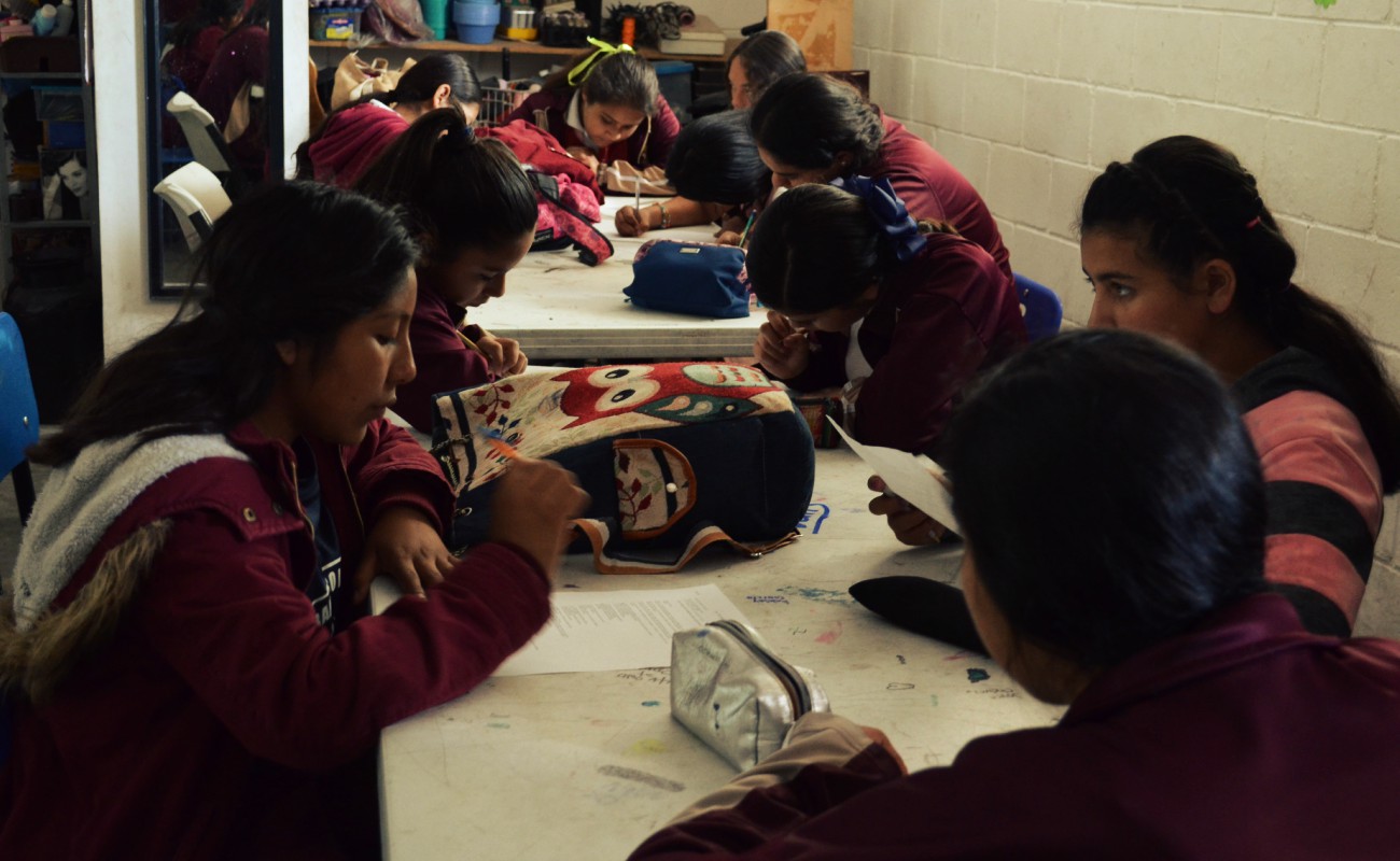 Certifican a Secundaria General No.10 con programa “No abandones, persigue tu futuro”.