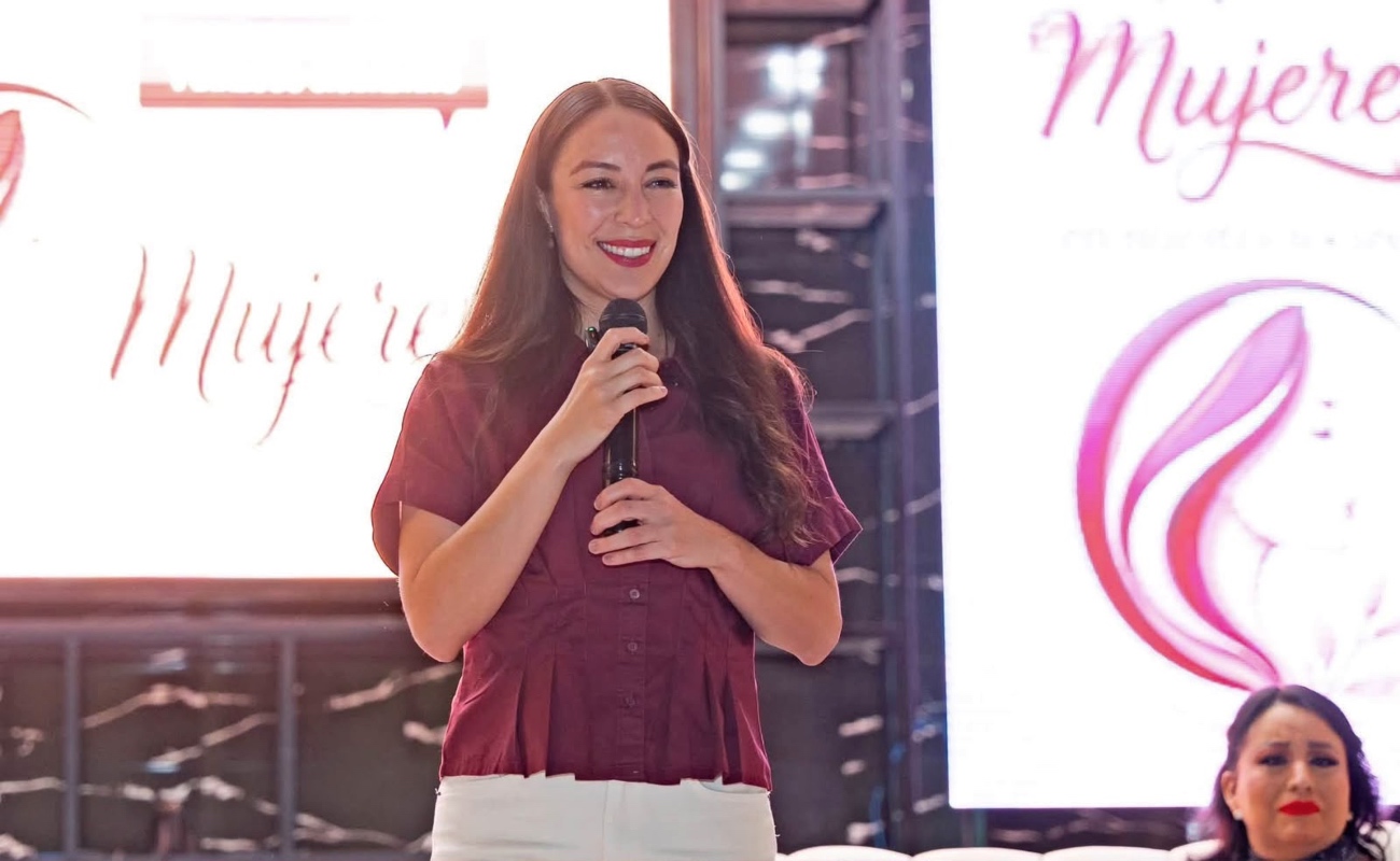 Julieta Ramírez encabeza conversatorio con más de mil mujeres y destaca su papel protagónico en la transformación