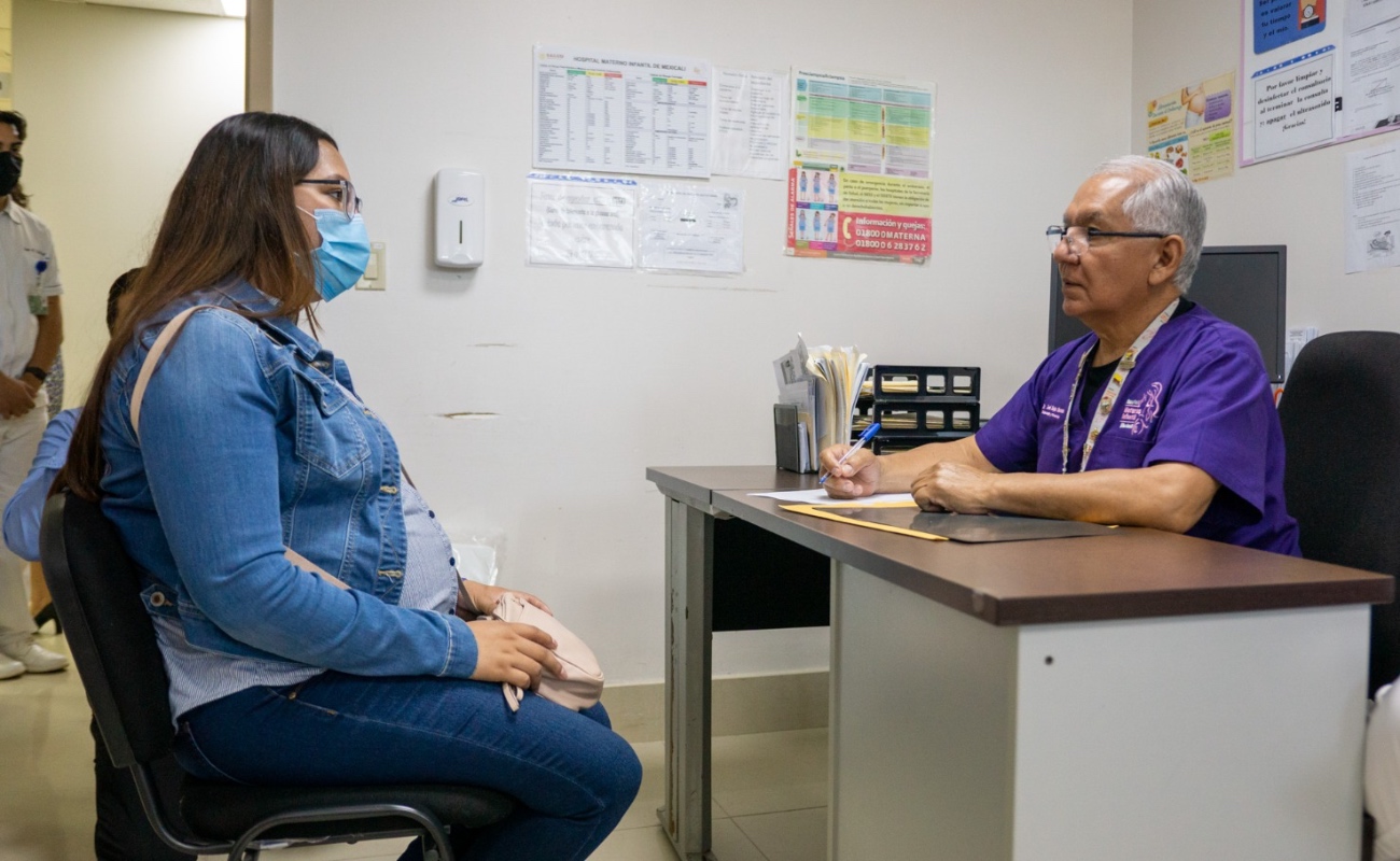 Promueven la planeación del embarazo con atención médica previa
