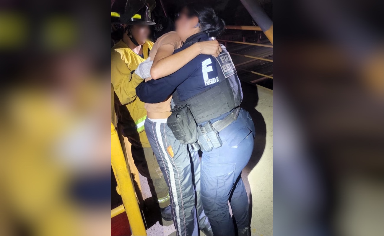 Agentes estatales auxilian a mujer en situación de riesgo y logran ponerla a salvo