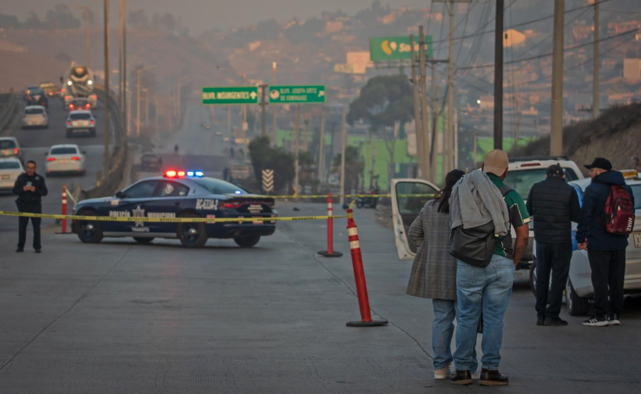 Muere motociclista tras ser atropellado en bulevar Insurgentes; responsable huye