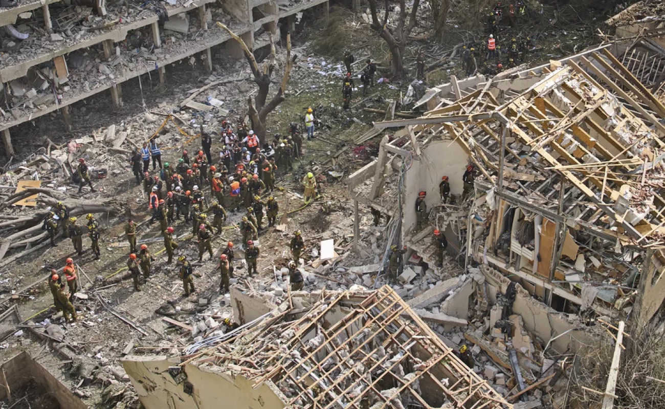 Las crecientes operaciones militares entre Estados Unidos e Irán mantienen en alerta a la comunidad internacional por el riesgo de una escalada bélica y su impacto en la estabilidad de Oriente Medio.