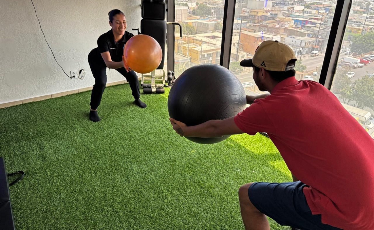 La salud física de los trabajadores se ha convertido en un factor importante dentro de las estrategias de bienestar corporativo.