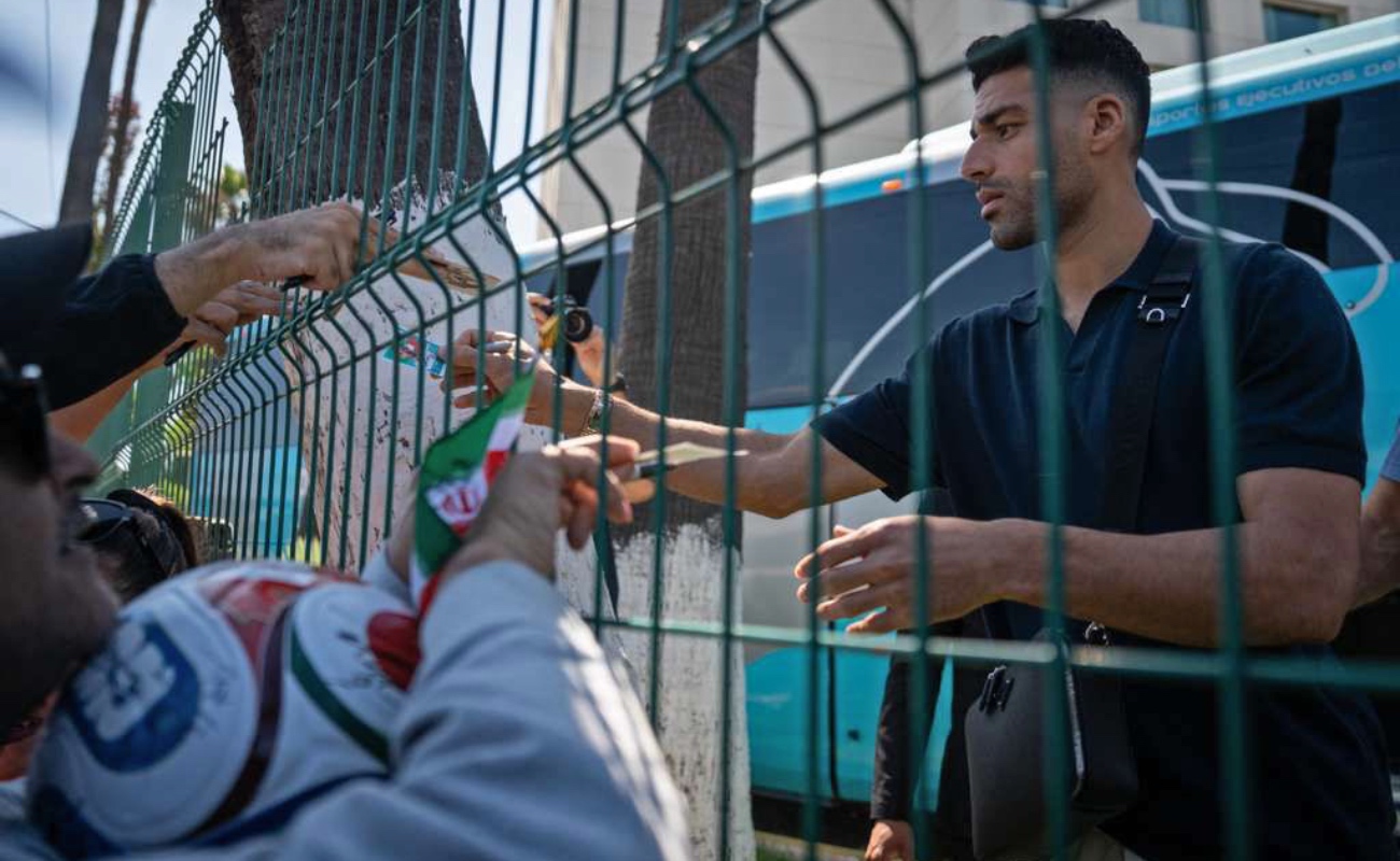 Despiden tijuanenses con buenas vibras a Irán para su encuentro contra Bélgica