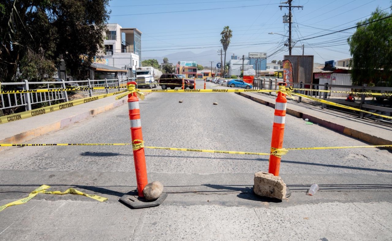 Se revisará de manera colegiada condiciones del puente afectado por incendio: Claudia Agatón