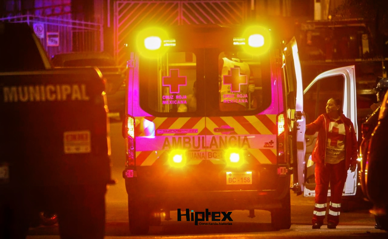 Paramédicos de Cruz Roja y Bomberos brindaron atención prehospitalaria al lesionado, por un balazo en el antebrazo; fue trasladarlo a un hospital.