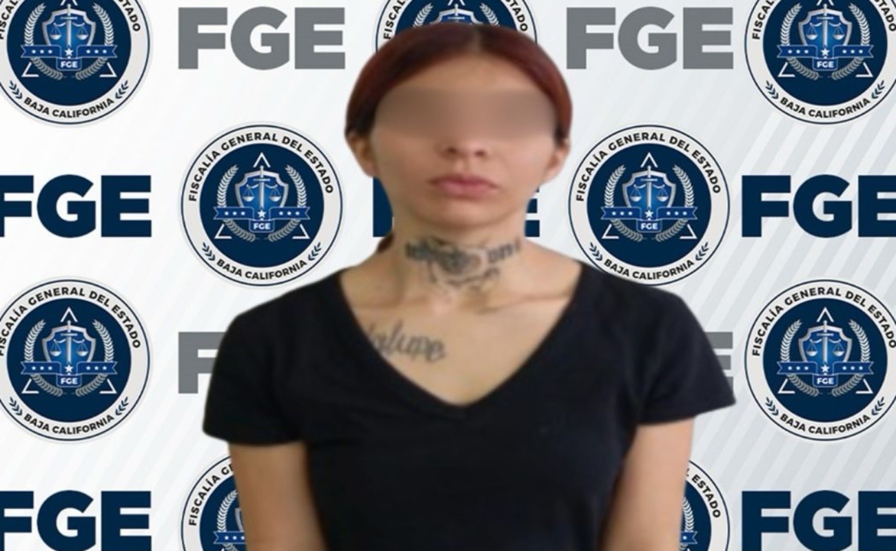 Sandra “N” fue vinculada a proceso por robo calificado con violencia en una tienda de conveniencia en Ensenada.