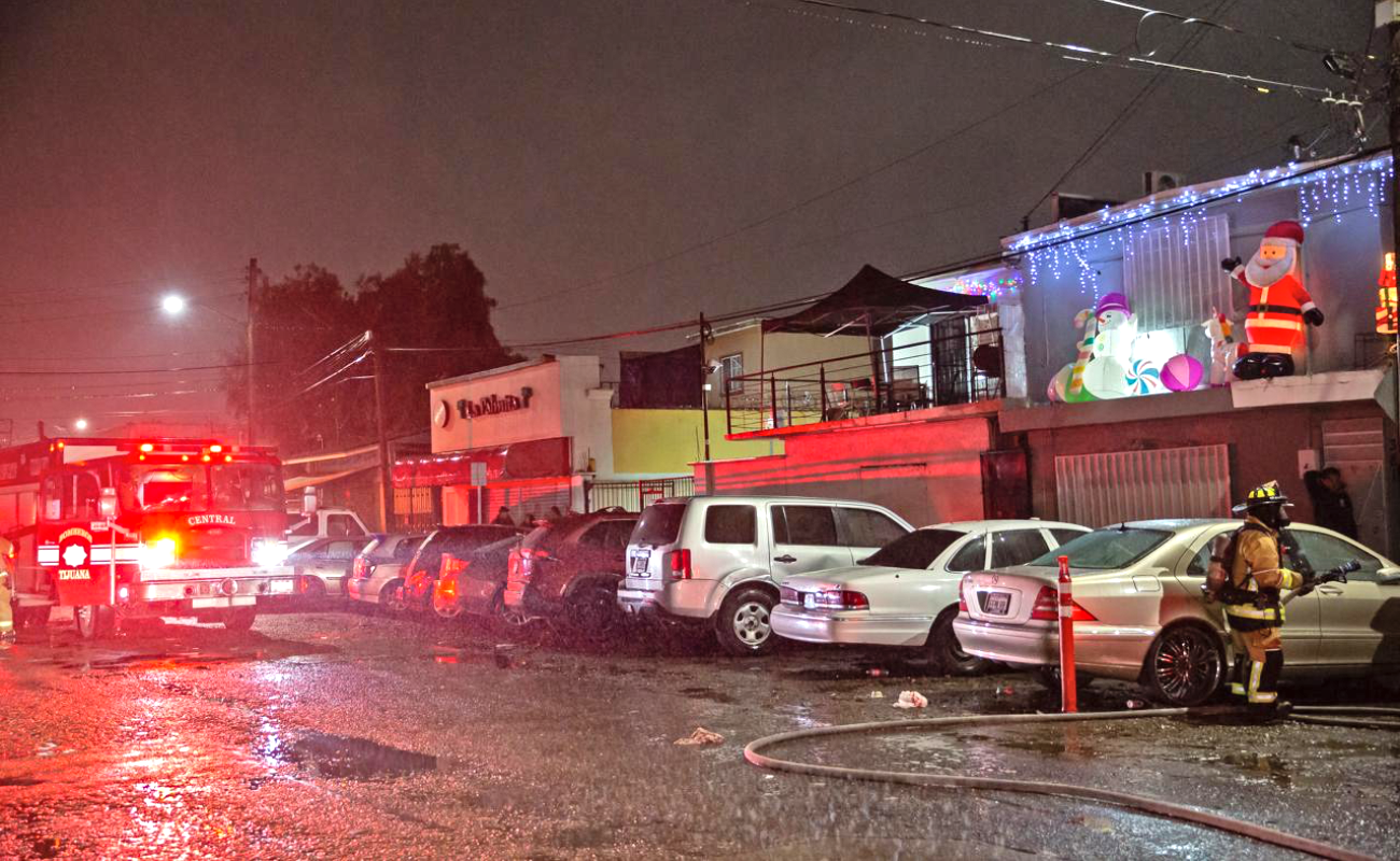 Luego de 30 minutos, Bomberos logró controlar la situación.