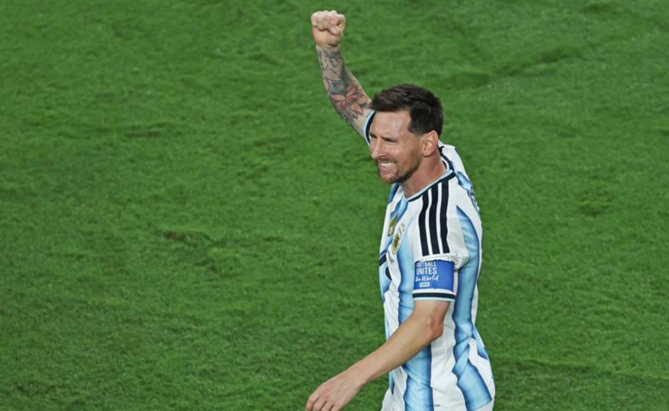 Argentina gana con gran actuación de Messi, iguala a Klose como máximo goleador en Mundiales