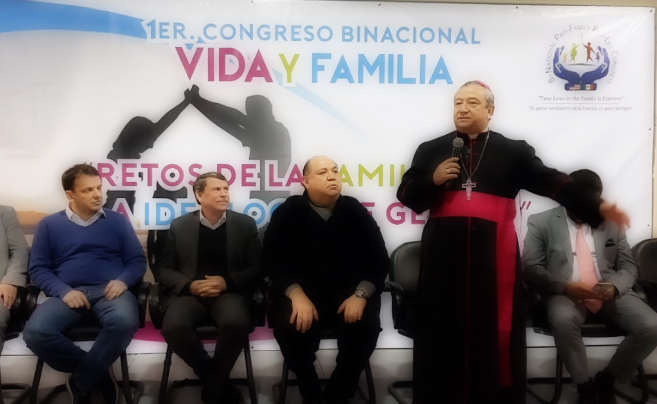 El Arzobispo Francisco Moreno Barrón fue el encargado de inaugurar los trabajos con un llamado la defensa de la familia.