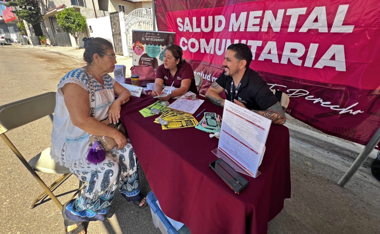 Se advierte sobre el trastorno de compras compulsivas, o oniomanía, que se intensifica en diciembre por la presión social y promociones.