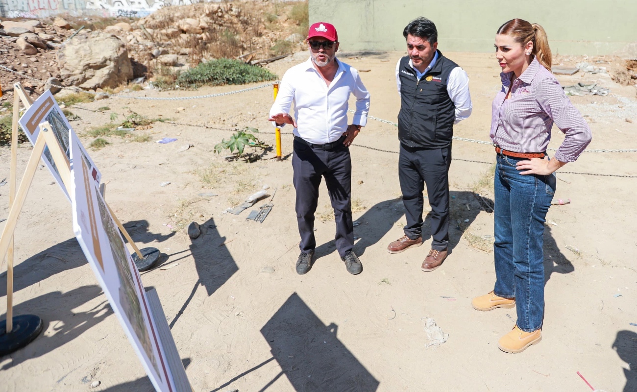 Los trabajos contemplan el retiro de alrededor de 600 mil metros cúbicos de azolve, escombros y vegetación