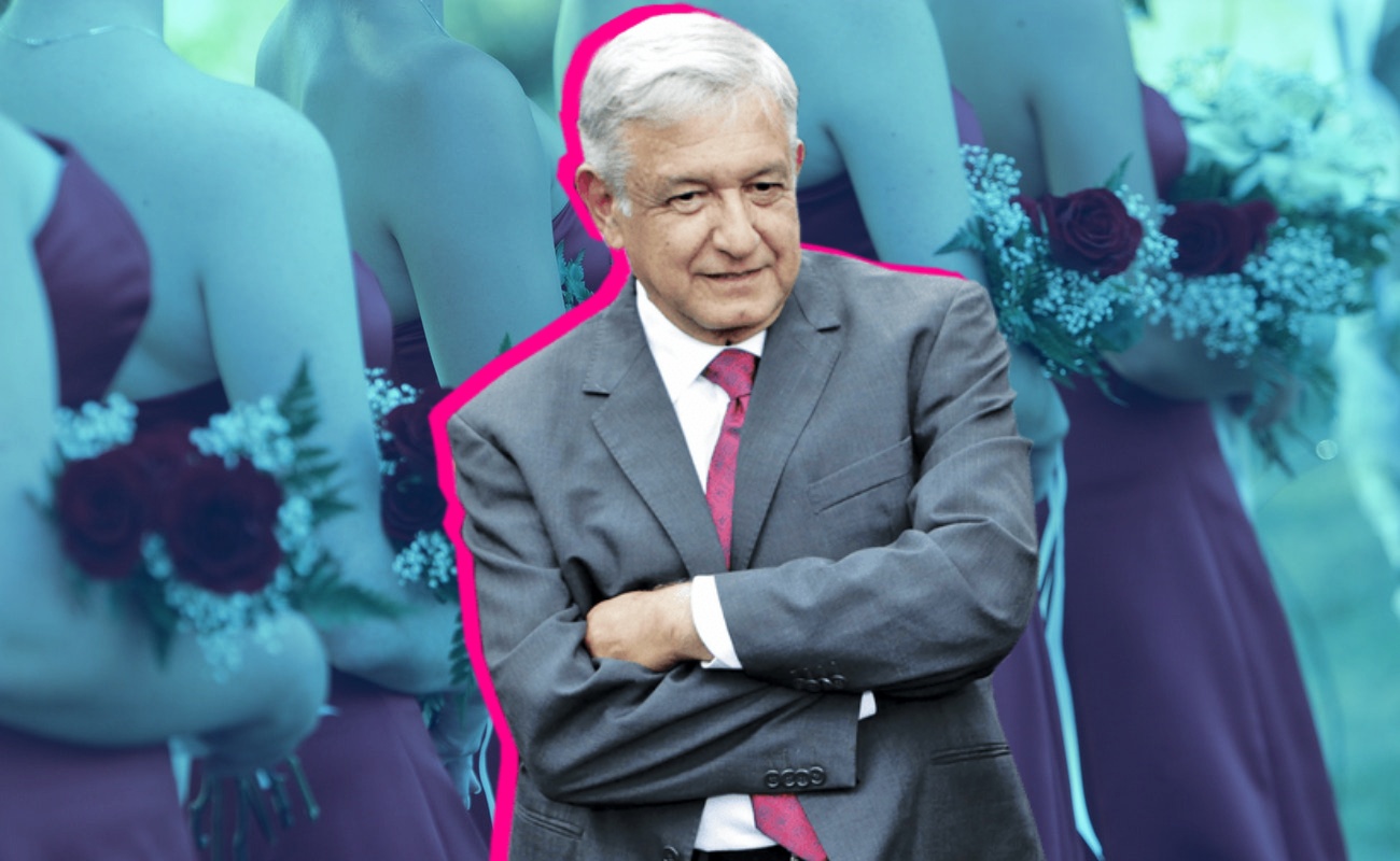 El presidente de México arribó al hotel en el que se encontraba hospedado y felicitó a los novios que celebraban una vida en el sitio.