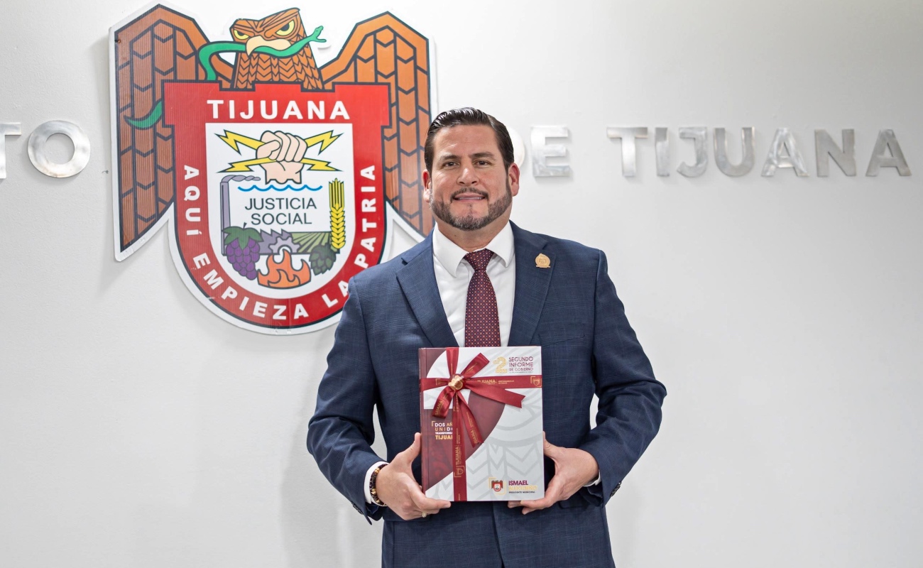 Presenta Ismael Burgueño su Segundo Informe de Gobierno ante el Cabildo de Tijuana