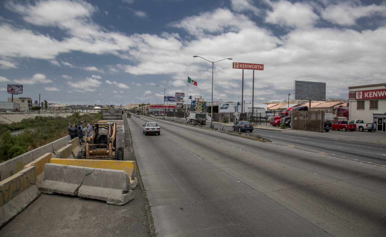 Las vías Rápidas Oriente y Poniente fueron reabiertas tras reparar tramos dañados por actos vandálicos
