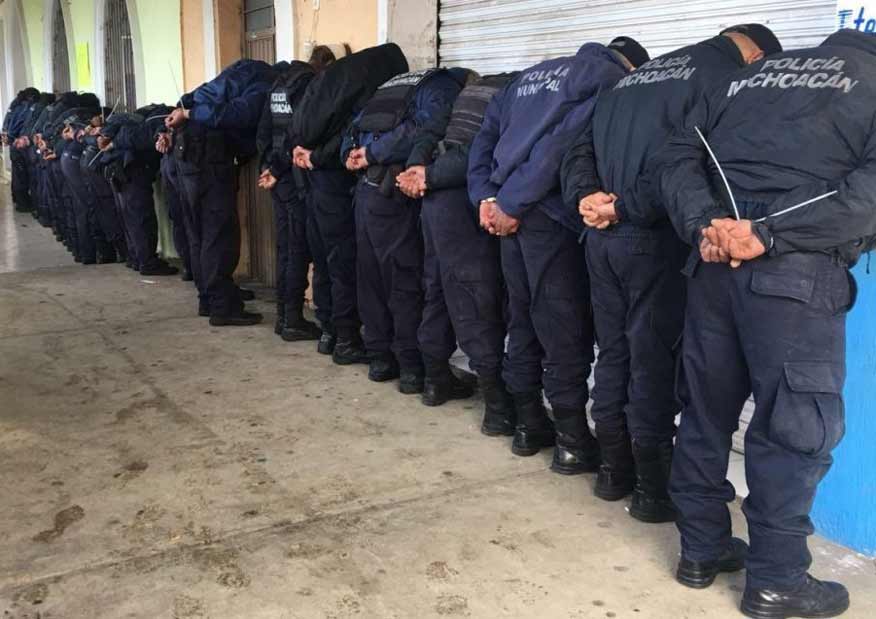 México vive una ola de violencia ligada al crimen organizado que hizo de 2017 el año más violento en dos décadas, con 25.339 homicidios.