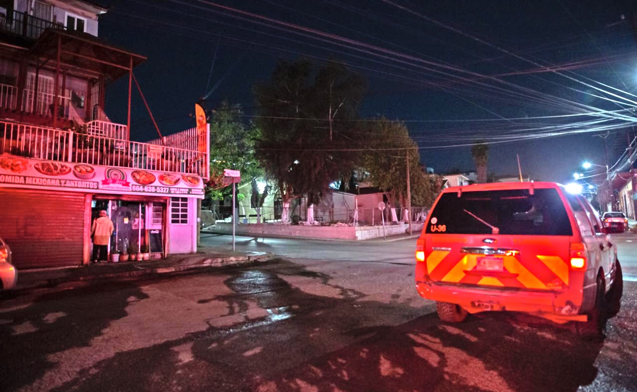 Incendio consume restaurante en la colonia Independencia