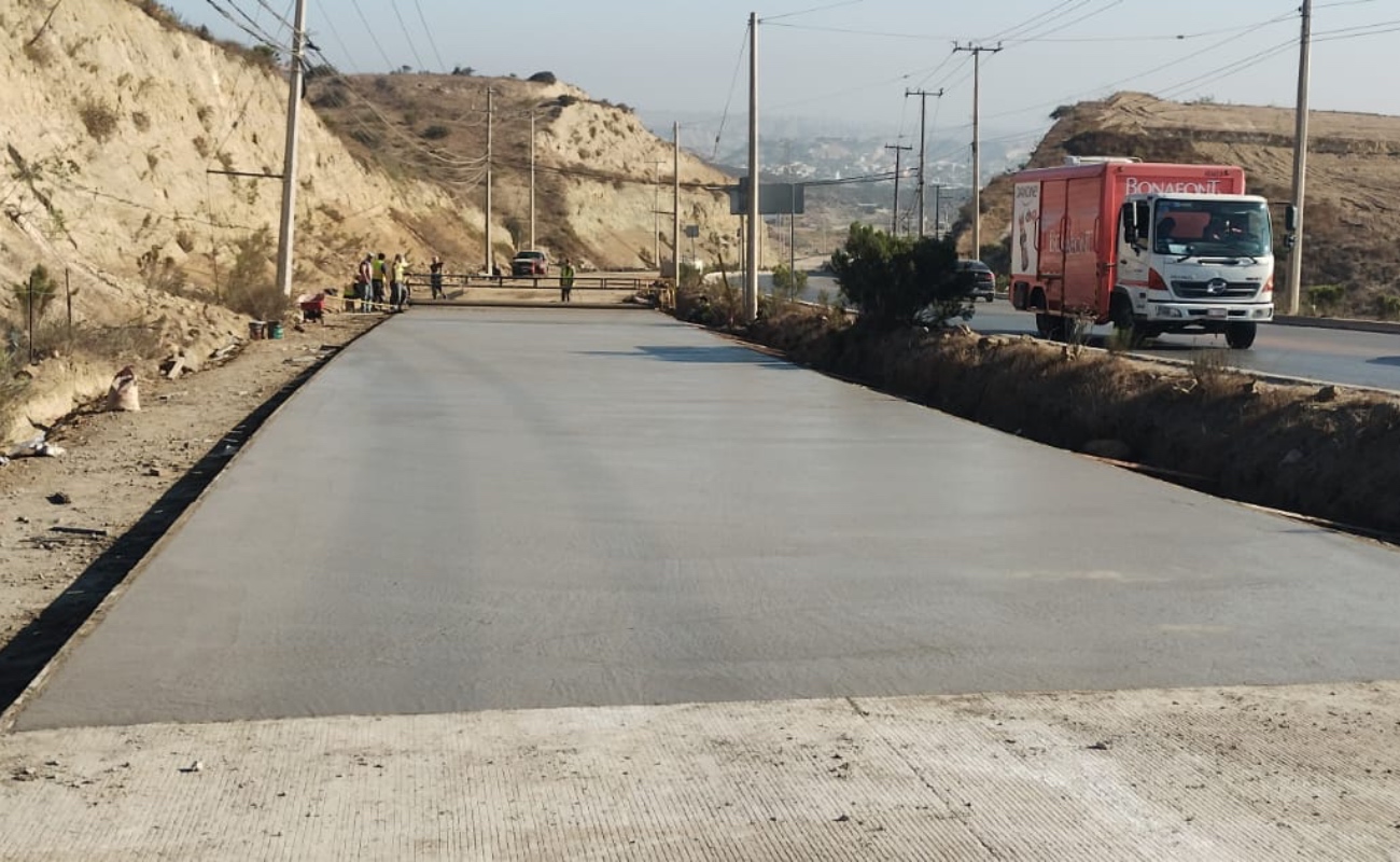 Continúan los trabajos de pavimentación del segundo cuerpo del Bulevar García, beneficiando a más de 100 mil habitantes.