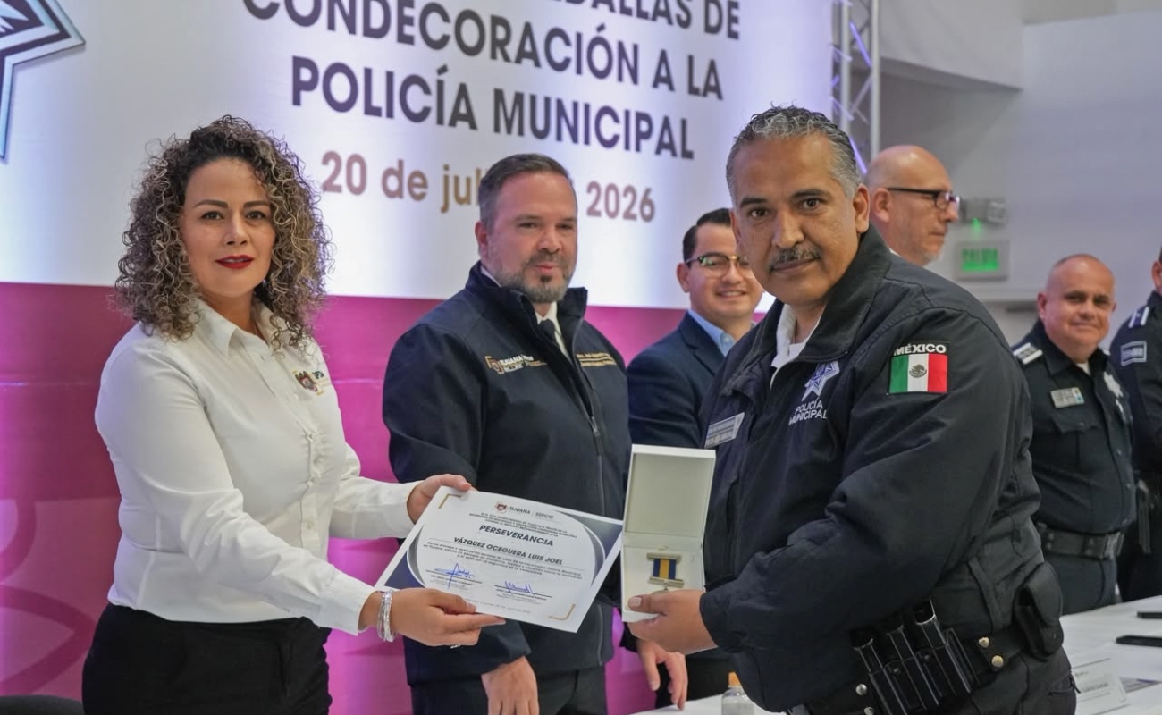 Se reconoció en total a 239 policías municipales.
