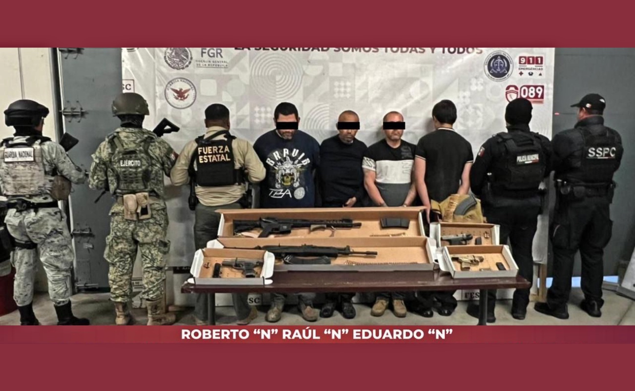 Entre los hombres asegurados se encuentra un menor de 16 años.