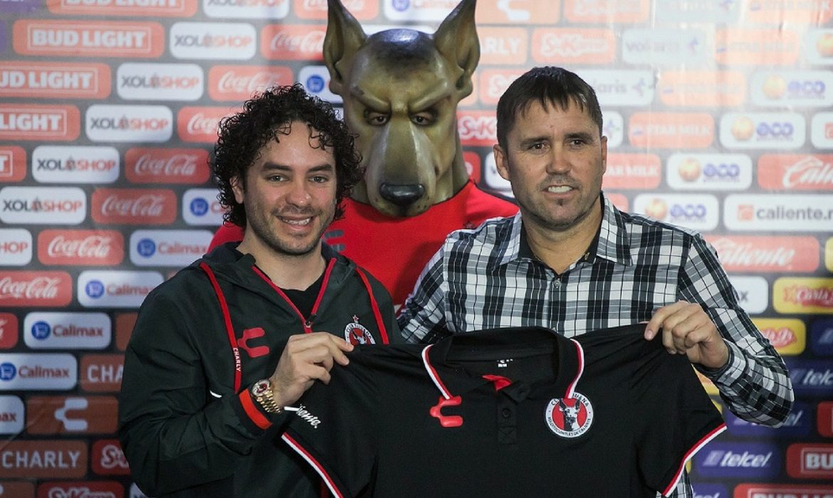 Xolos presentó a ‘Chacho’ Coudet como su D.T.