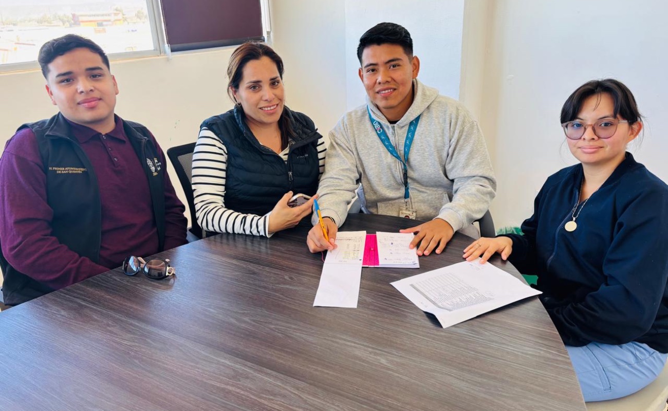 Alumnos de la UIBC reciben pláticas sobre el proceso de enseñanza-aprendizaje