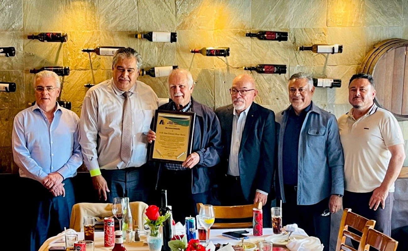 Reconoce Asociación de Agentes Aduanales de Tijuana y Tecate trayectoria de Jaime Avelar