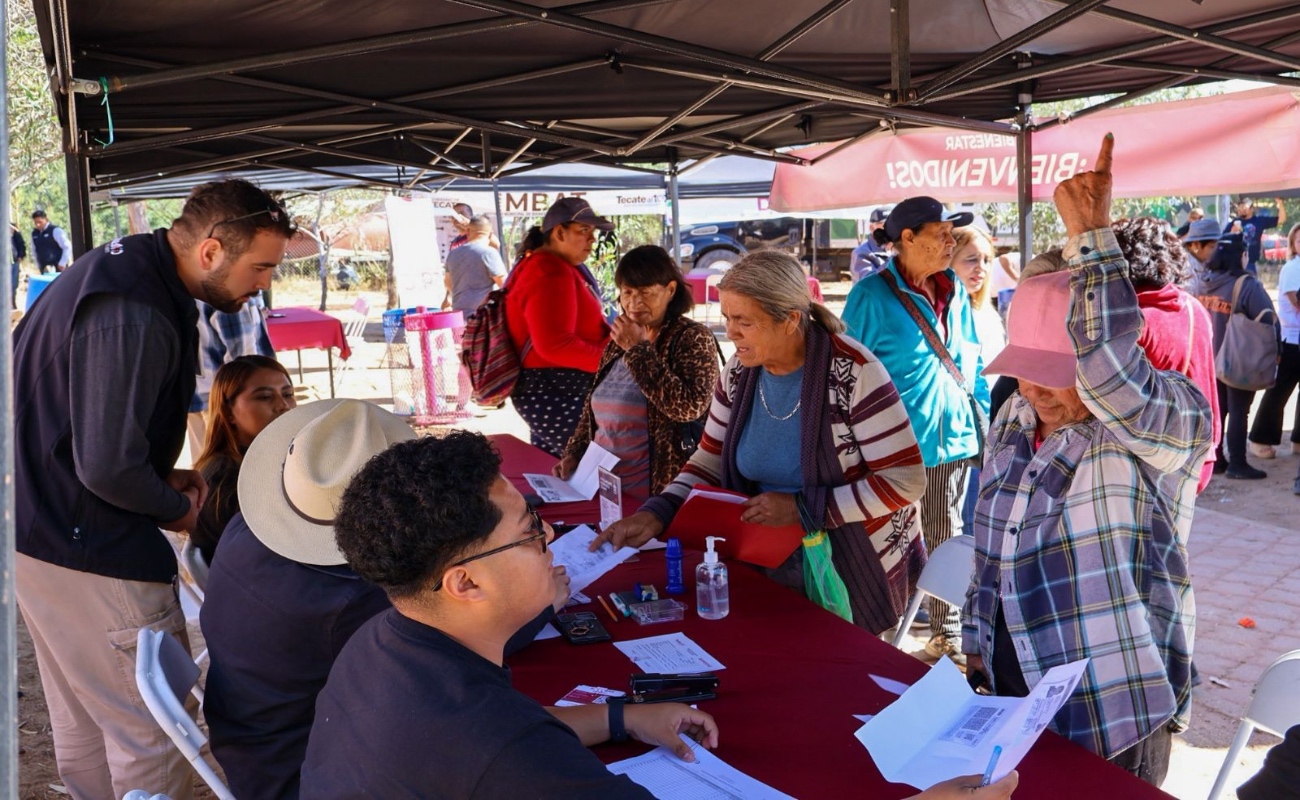 Acercan programas y servicios municipales hasta una de las comunidades rurales más importantes del municipio.