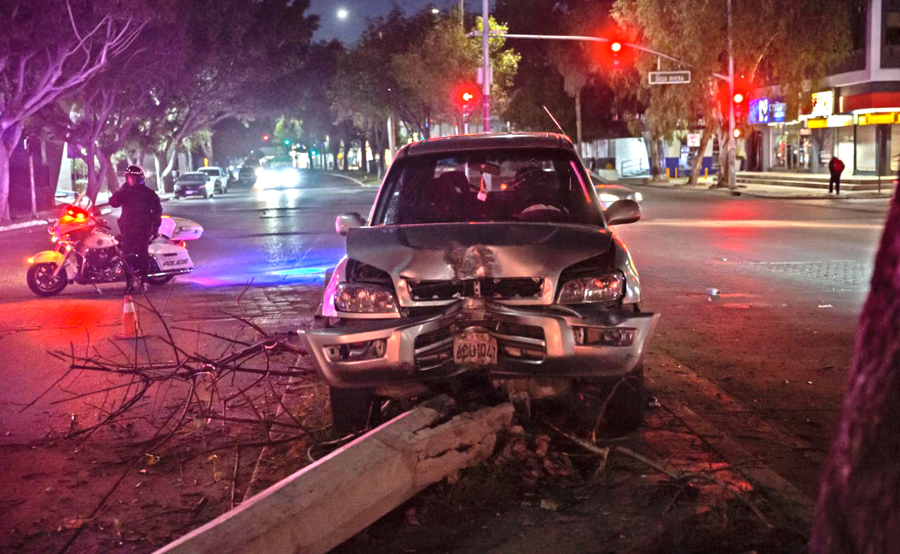 El choque se registró la mañana de este viernes.
