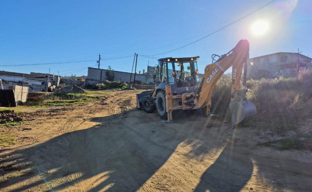 INPRODEUR realiza trabajos de mejoramiento urbano en distintos puntos de Tecate