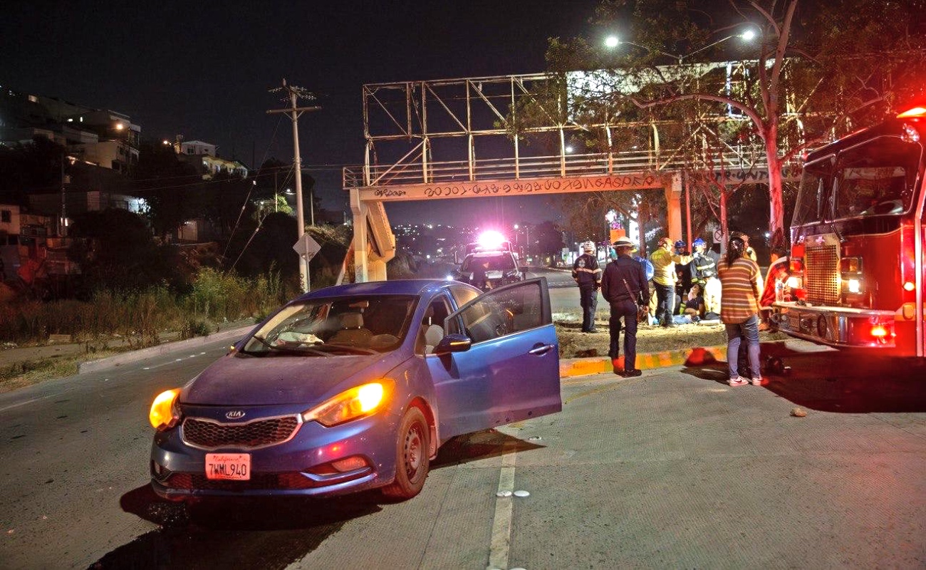 Ambos fueron hospitalizados en condición estable.