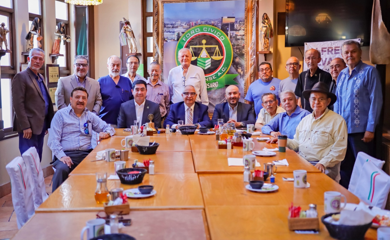 Durante un encuentro con el Foro Cívico Tijuanense, se discutieron carencias en servicios públicos y la importancia de la participación ciudadana.