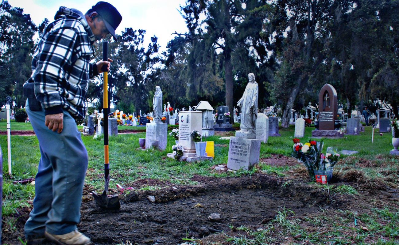 El INEGI registró a los males cardíacos como la principal causa de muerte en México, con 192,518 defunciones por esta causa.