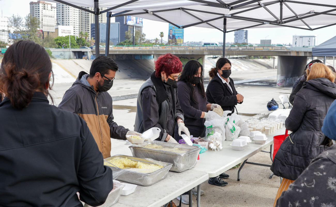 Impulsan Campaña “Apapachar la calle” con más de 2 mil 300 platos de alimentos entregados