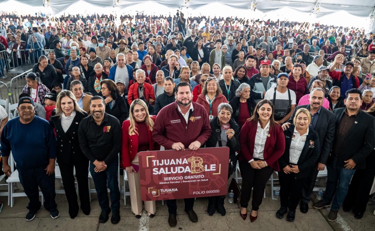 Entregan las primeras tarjetas de afiliación al programa “Tijuana Saludable”