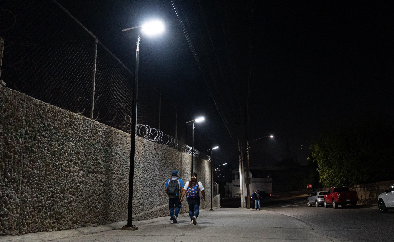 Estos proyectos fortalecen la seguridad de estudiantes, mujeres, trabajadores y peatones que diariamente transitan por este corredor.
