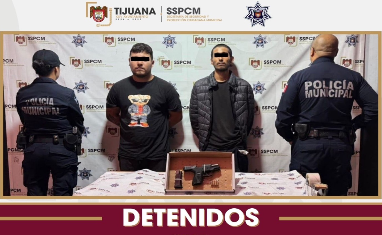 Detiene Policía Municipal a dos hombres en posesión de un arma de fuego