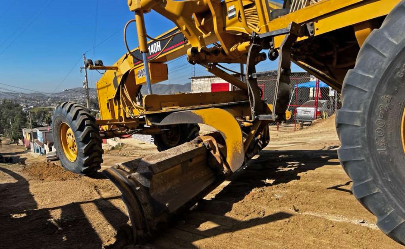 Con jornadas de motoconformado, Claudia Agatón mejora la movilidad y el acceso en la colonia 89