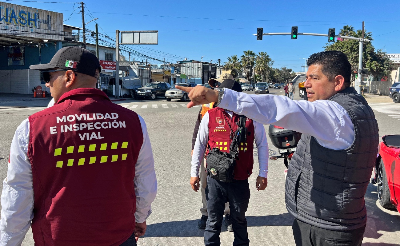 Mantienen operativos de control y auxilio vial en la ciudad